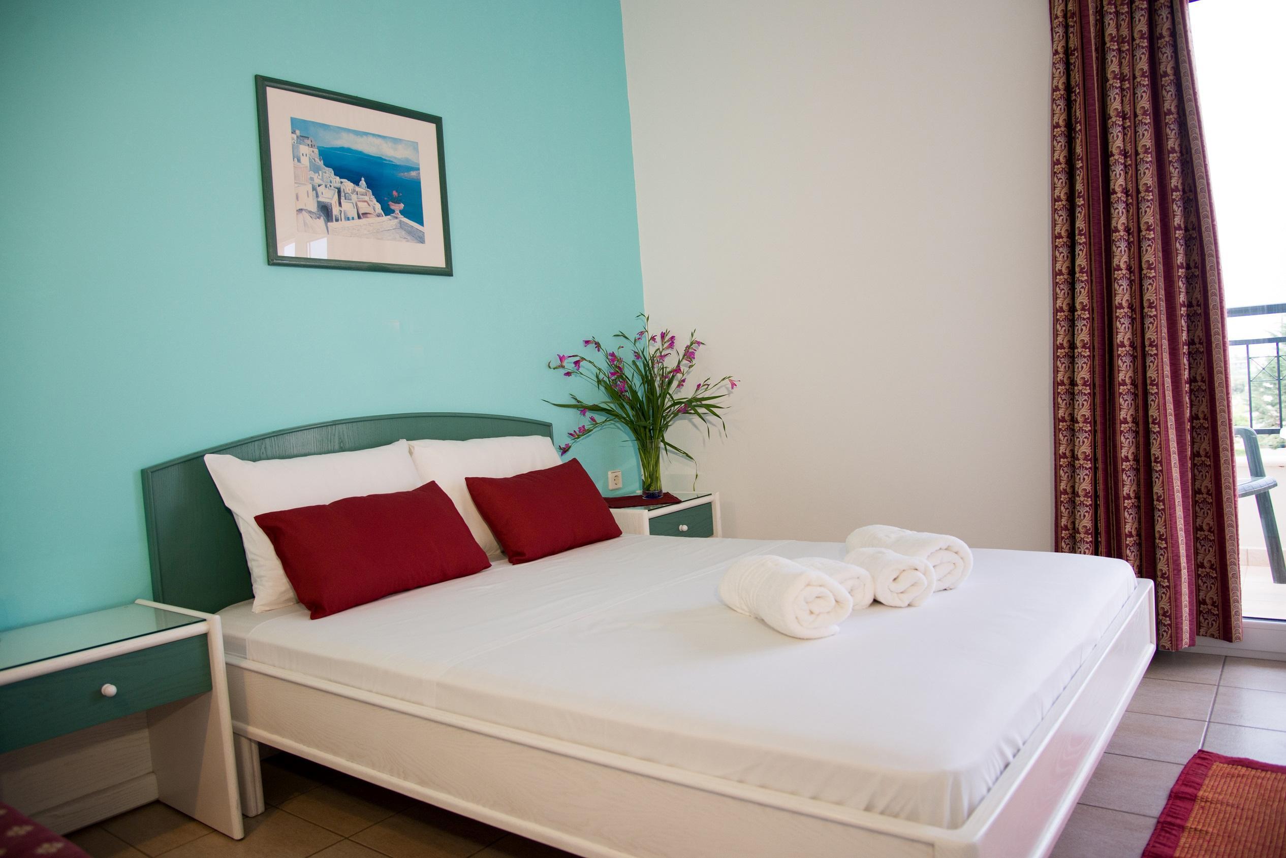 Theoni Apartments 말리아 외부 사진