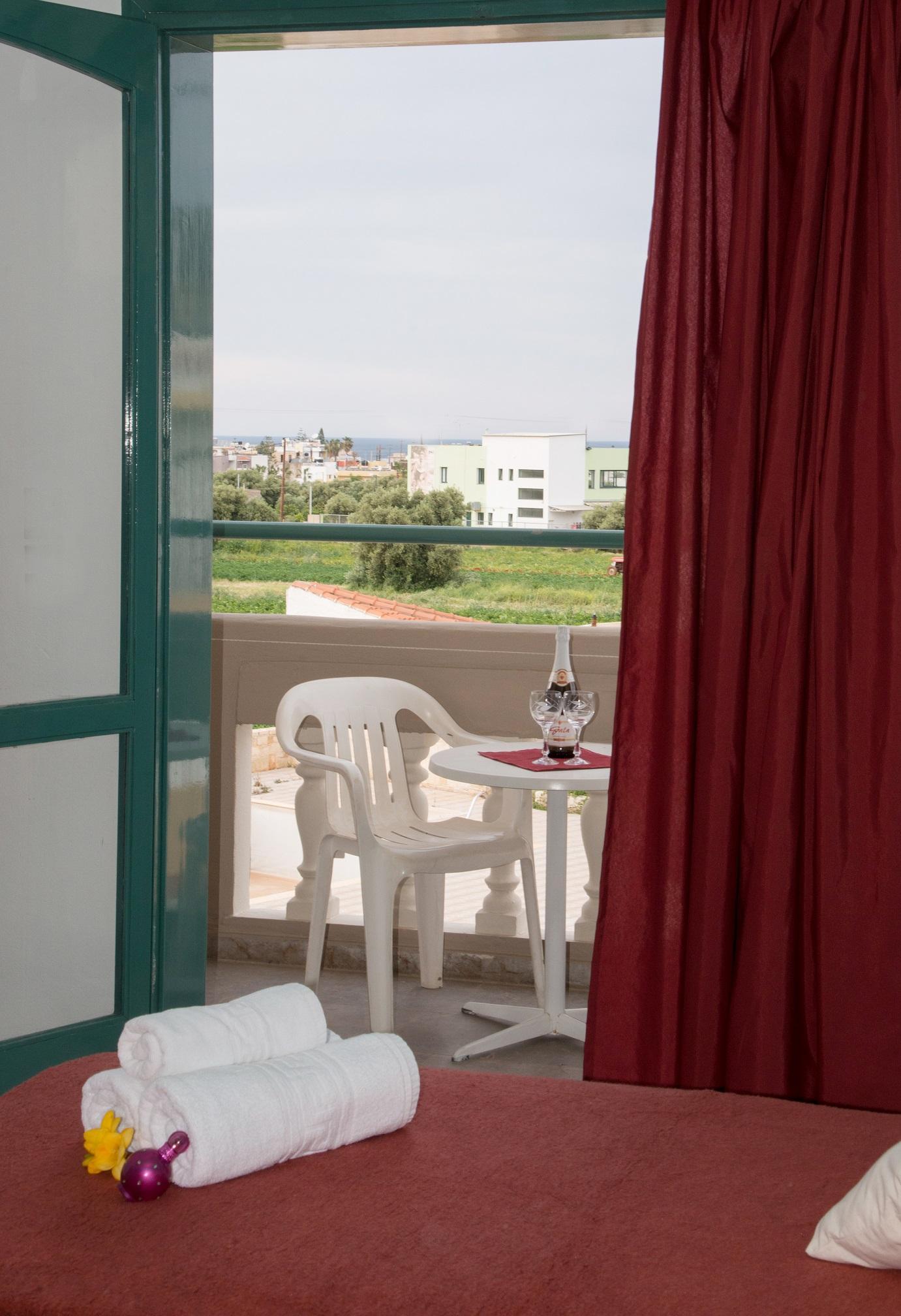 Theoni Apartments 말리아 외부 사진
