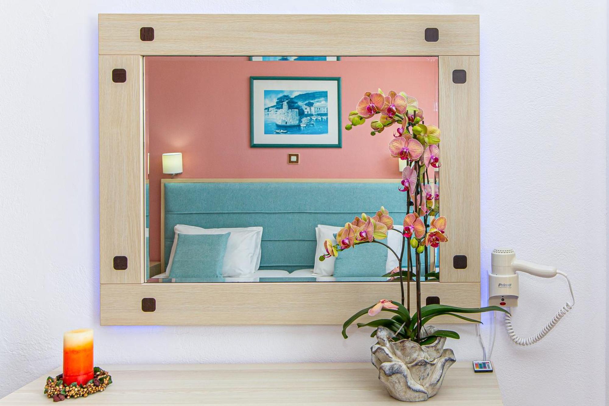 Theoni Apartments 말리아 외부 사진